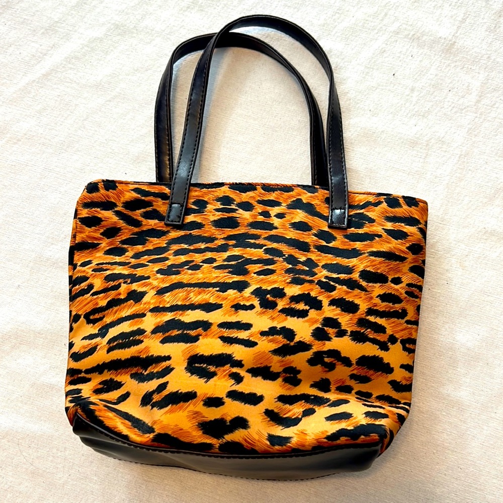 ⭐️ Estée Lauder mini tote cute little handbag leopard print brown & black
